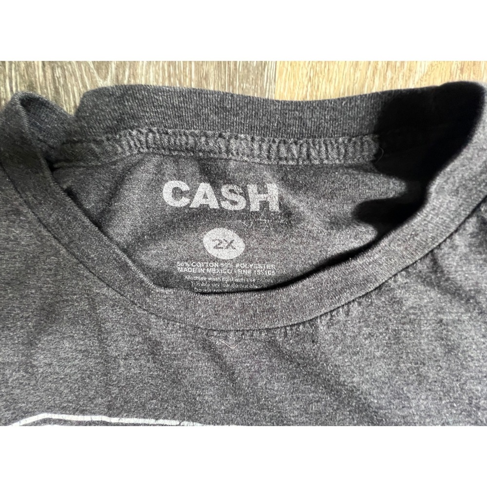 Johnny Cash T-Shirt Mens 2X Charcoal Gray Man in Black Tennessee Three Graphic - Picture 2 of 6